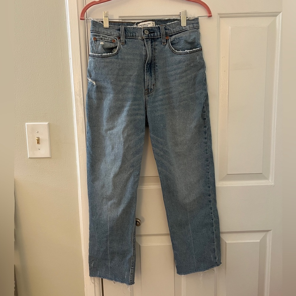Abercrombie & Fitch Curve Love The Ankle Straight Ultra High Rise